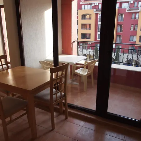 Visit Sunny Marina Ράβντα