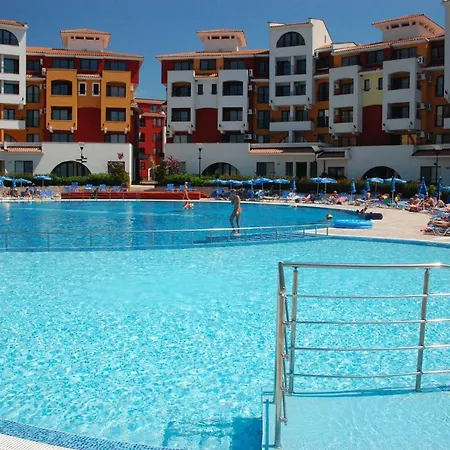 Visit Sunny Marina Равда