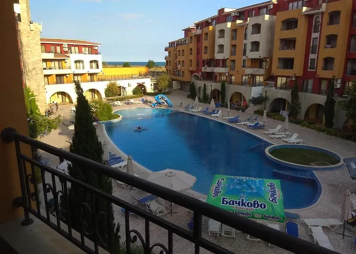 Visit Sunny Marina Ράβντα