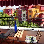 Visit Sunny Marina Apartman